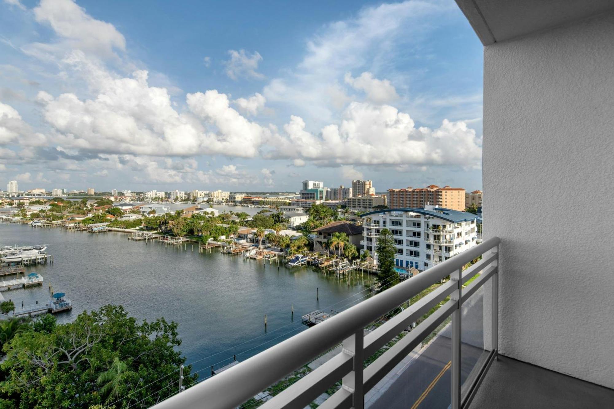 Ac Hotel By Marriott Clearwater Beach Exterior foto